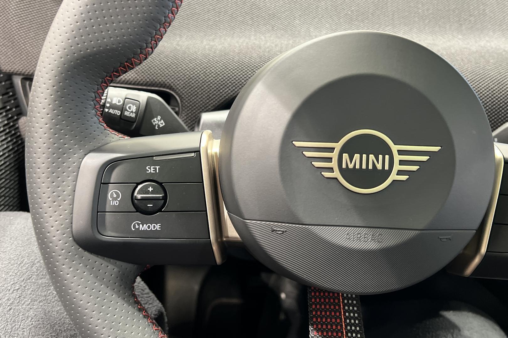 MINI COOPER 47