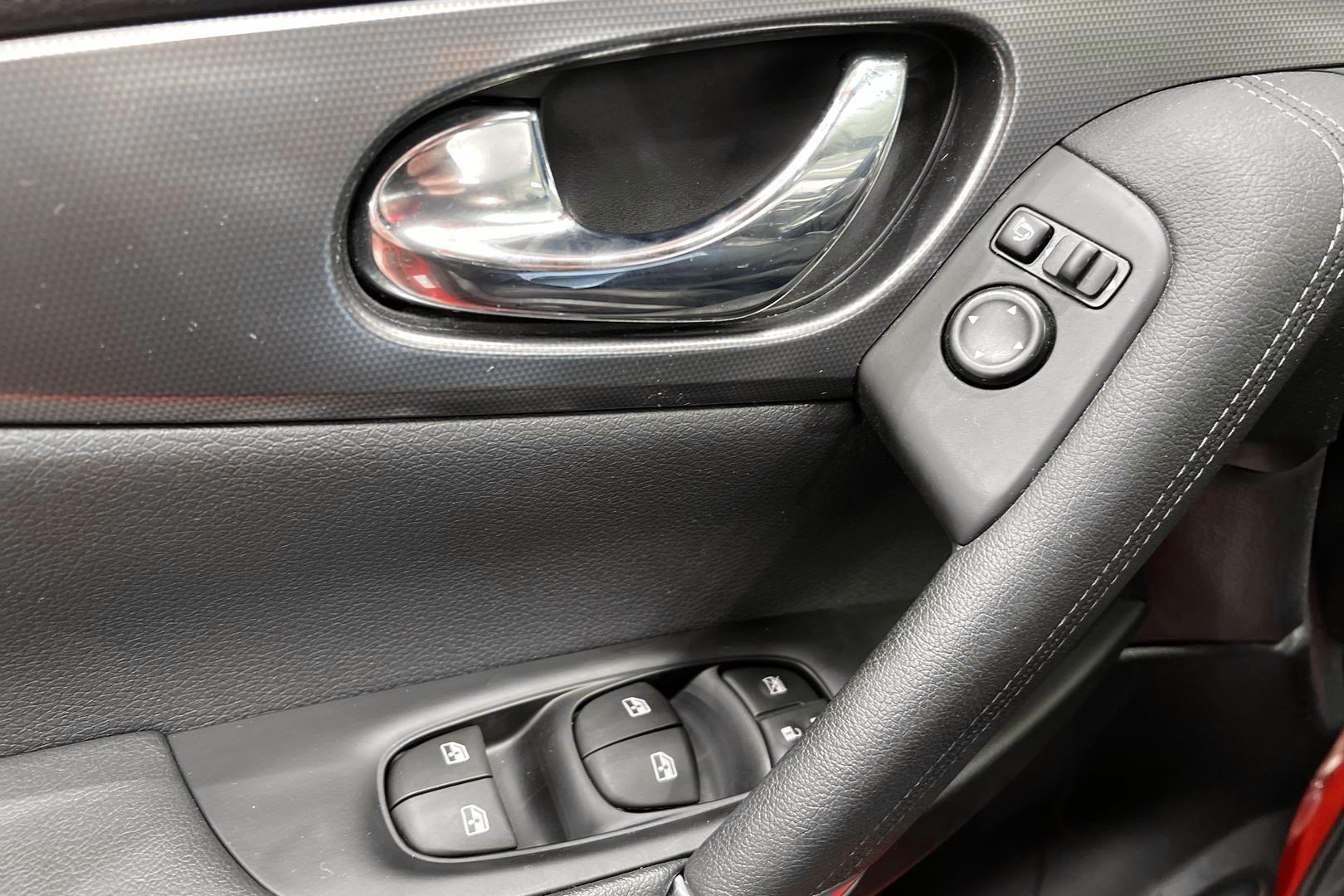 NISSAN Qashqai 25
