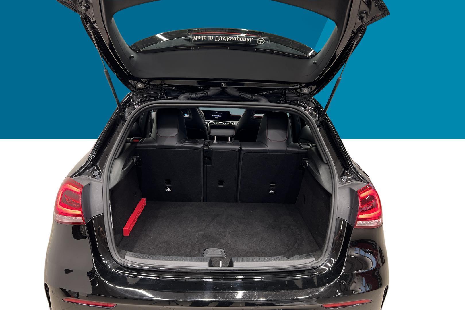 MERCEDES-BENZ A 2021