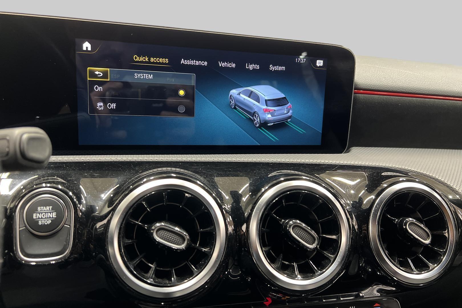 MERCEDES-BENZ A 2021