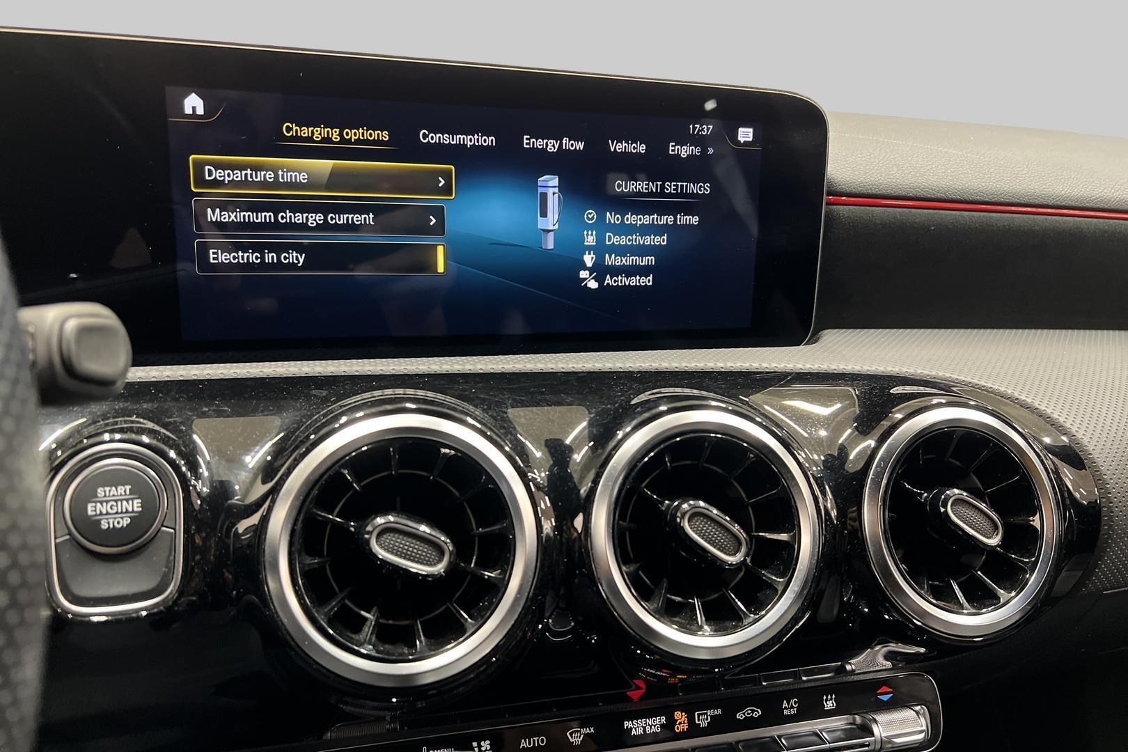 MERCEDES-BENZ A 2021