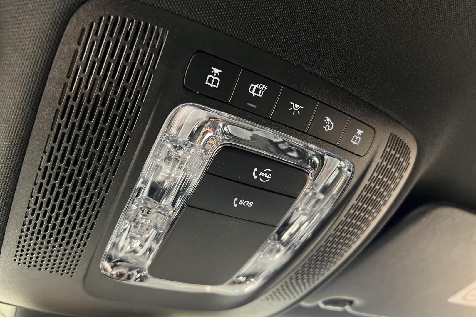 MERCEDES-BENZ A 2021