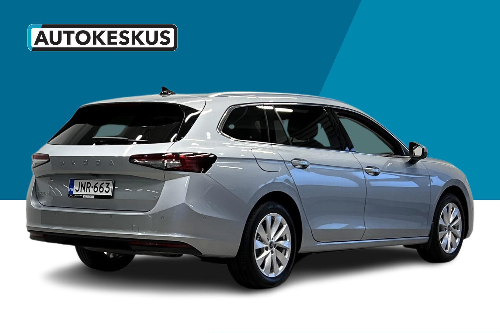 SKODA Superb 2025