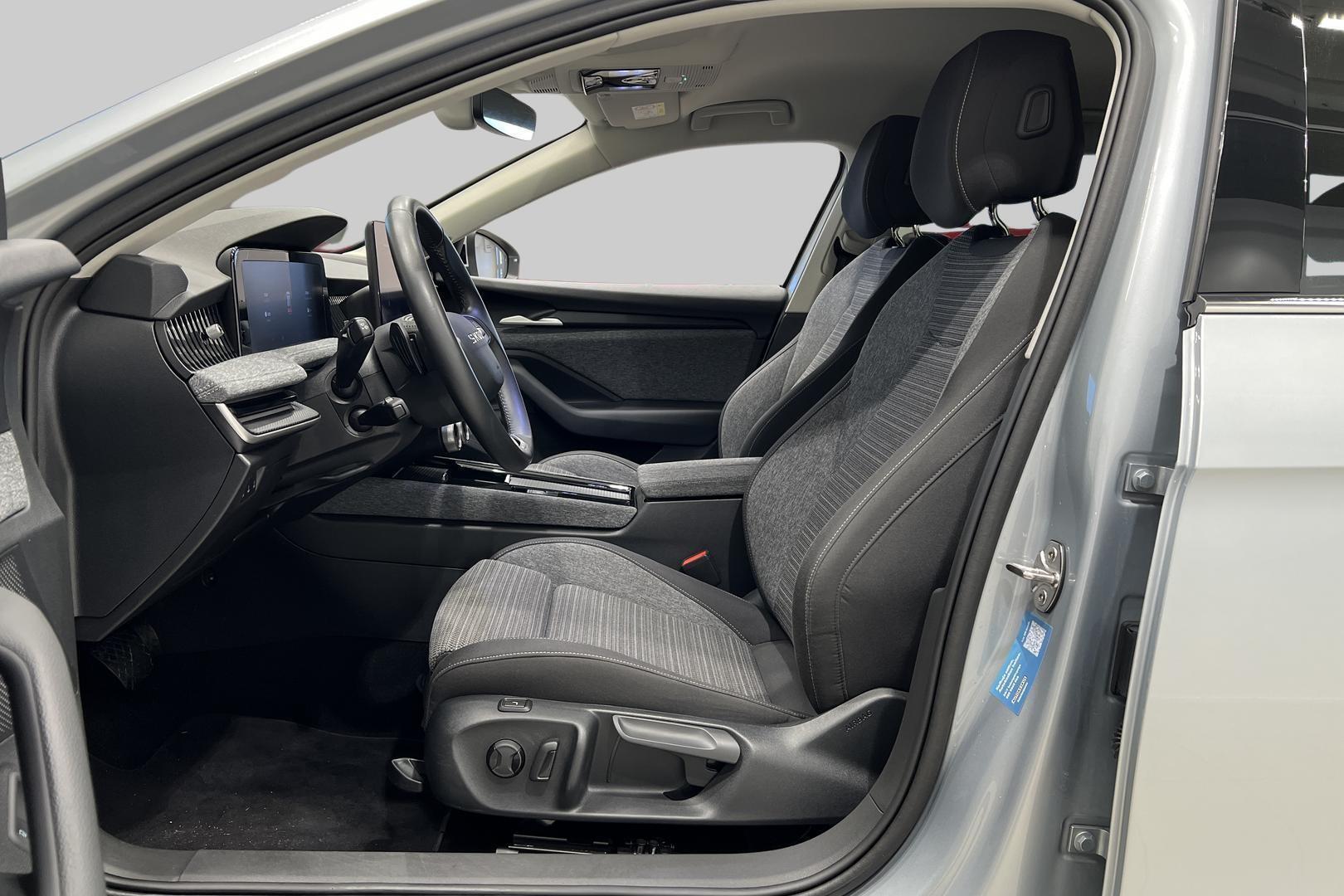 SKODA Superb 2025