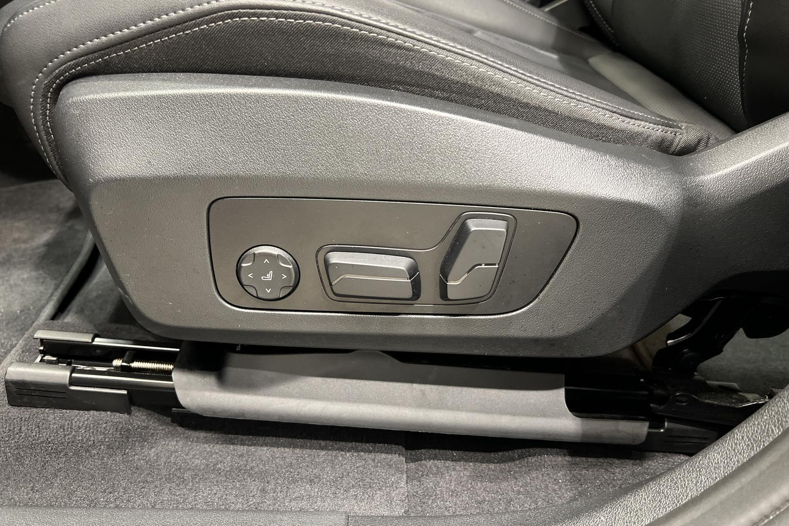 BMW iX1 2024