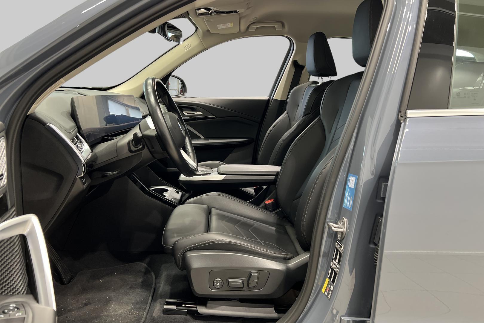 BMW iX1 2024