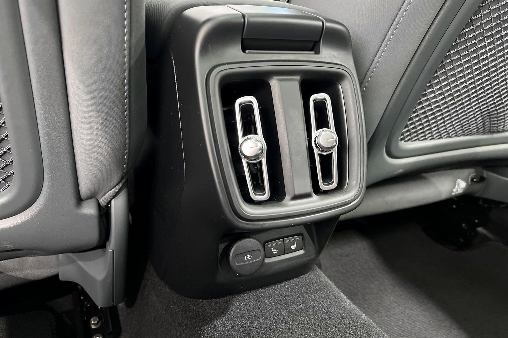 POLESTAR 2 2023