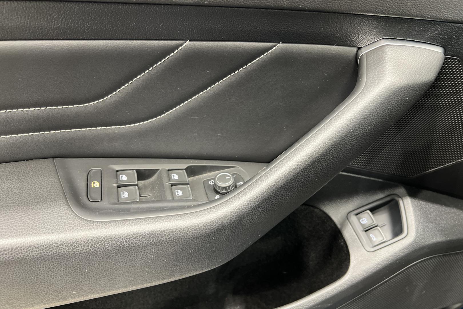 VOLKSWAGEN PASSAT 2020