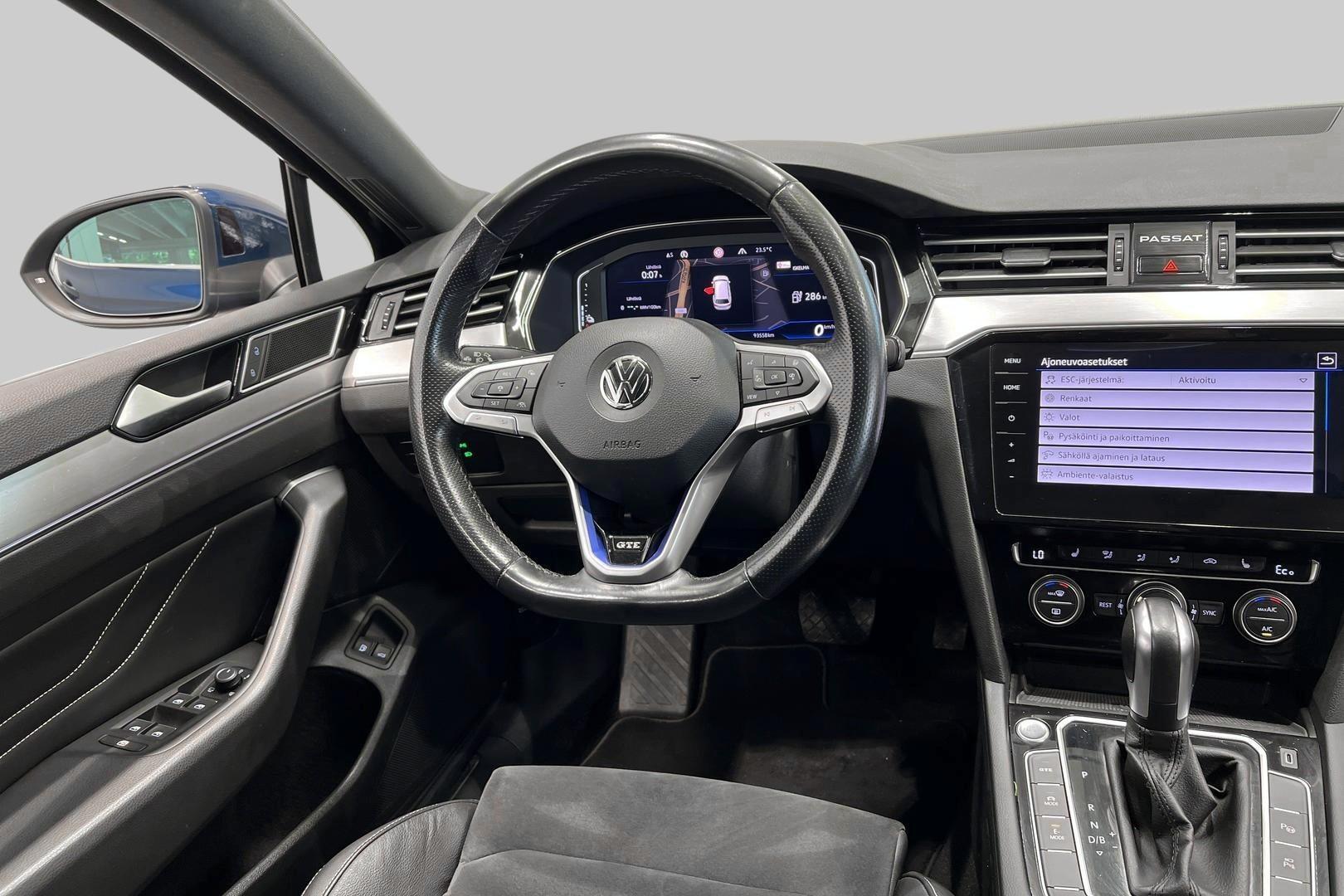 VOLKSWAGEN PASSAT 2020