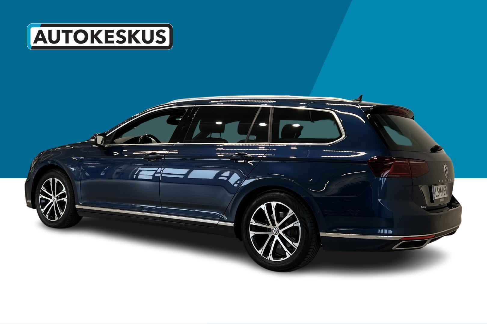 VOLKSWAGEN PASSAT 2020