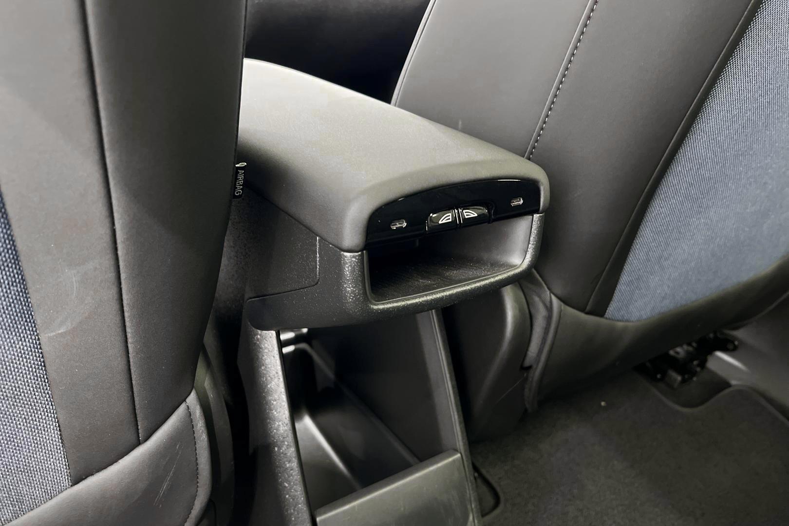 VOLVO EX30 48