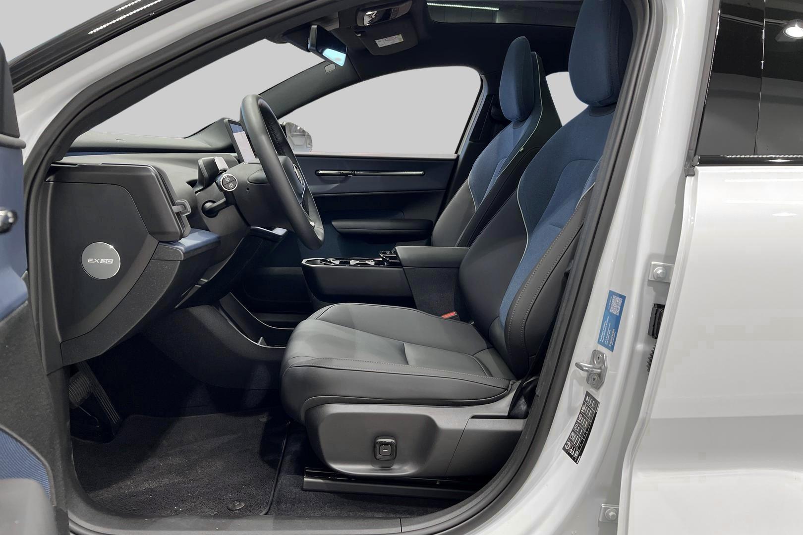 VOLVO EX30 9