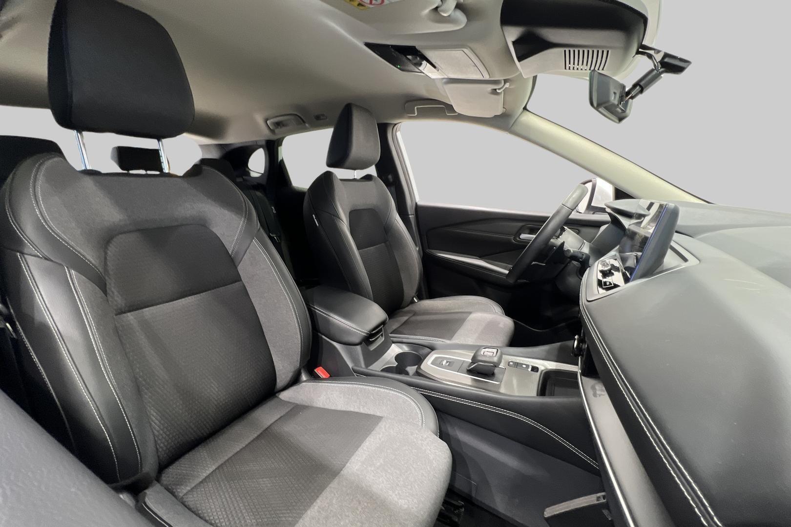 NISSAN Qashqai 2025