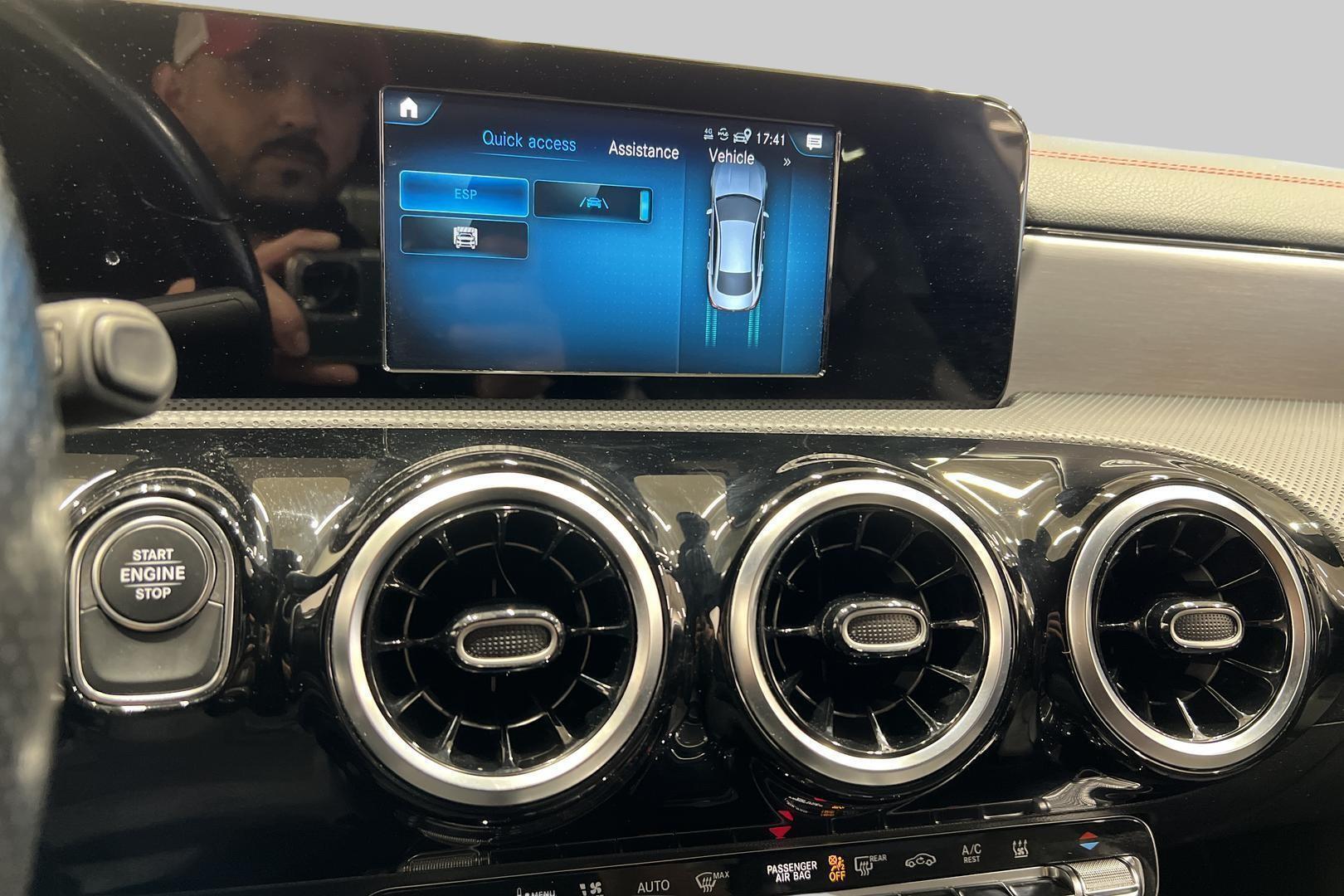 MERCEDES-BENZ CLA 2021