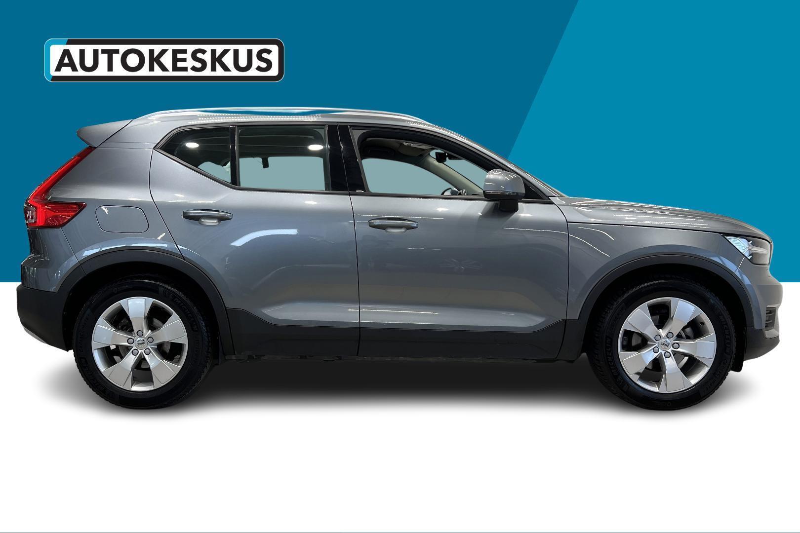 VOLVO XC40 2019