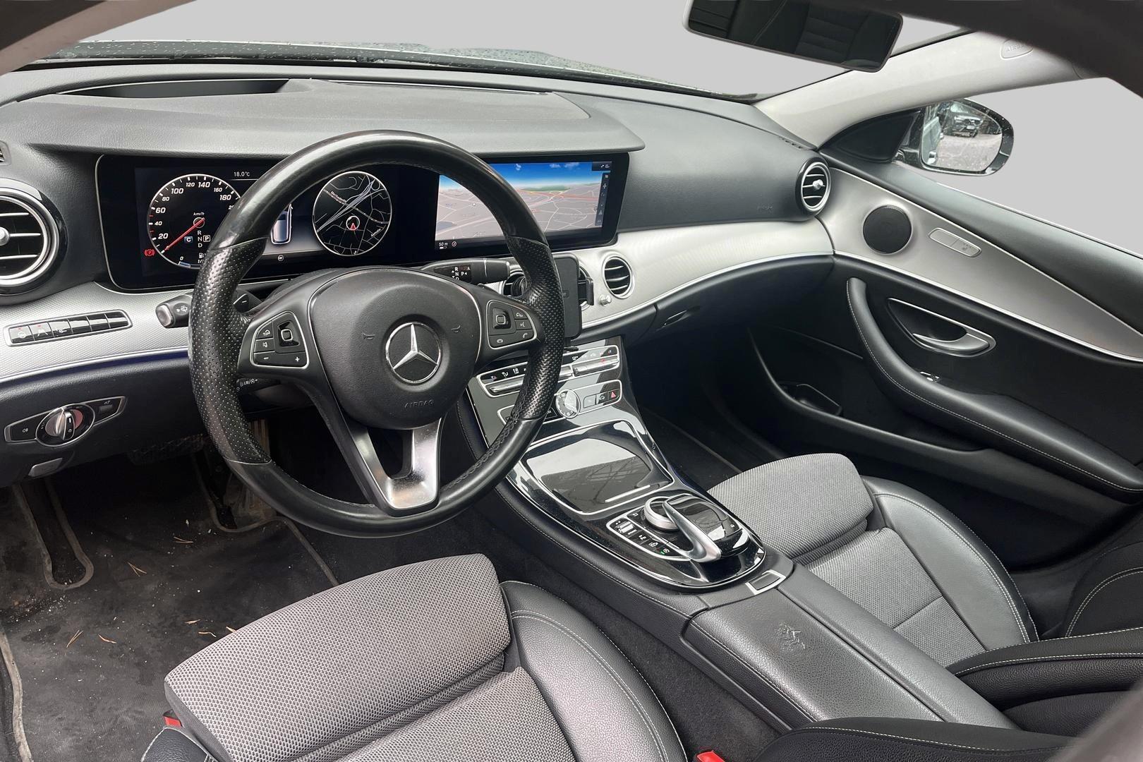 MERCEDES-BENZ E 2