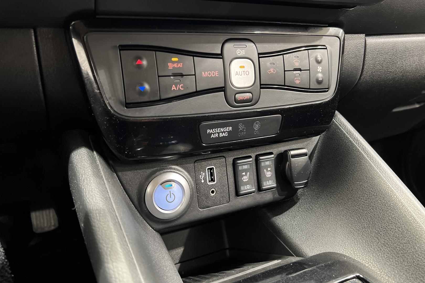 NISSAN Leaf 2020