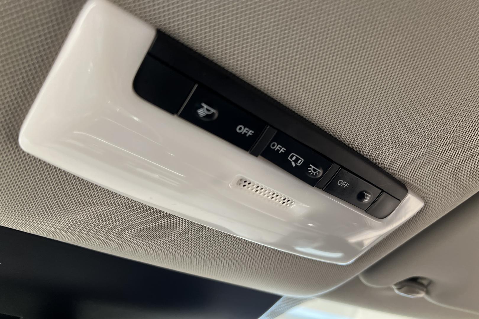 NISSAN Leaf 2020