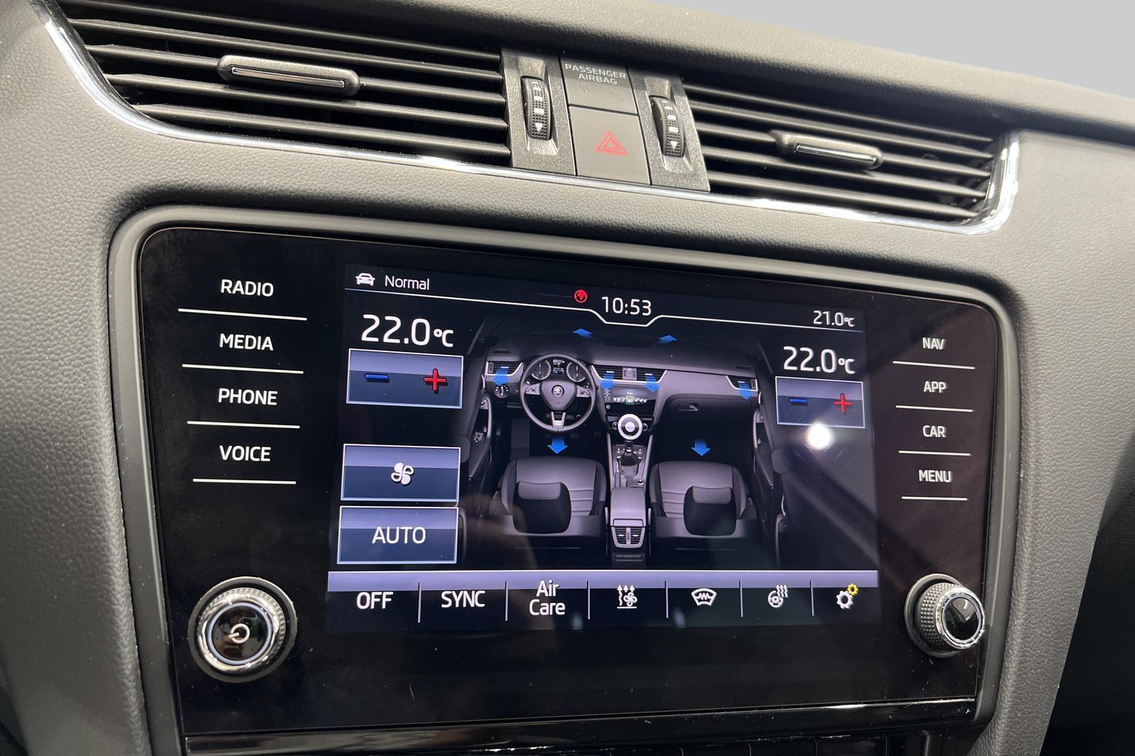 SKODA Octavia 20
