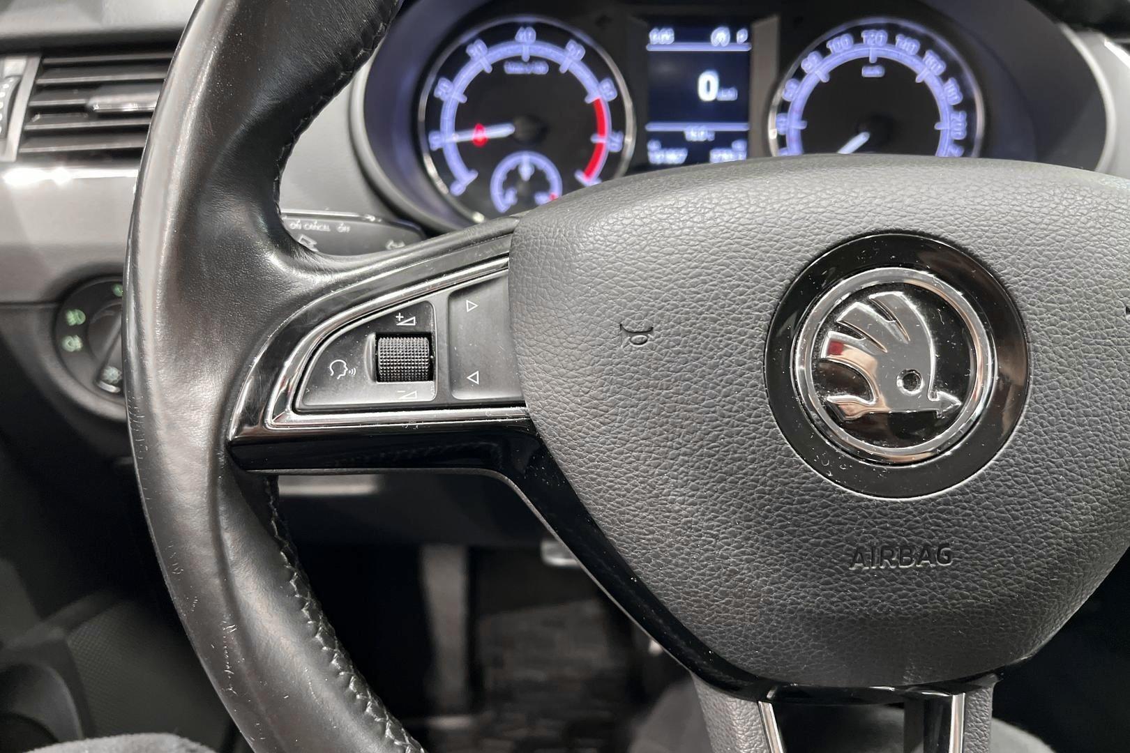 SKODA Octavia 22