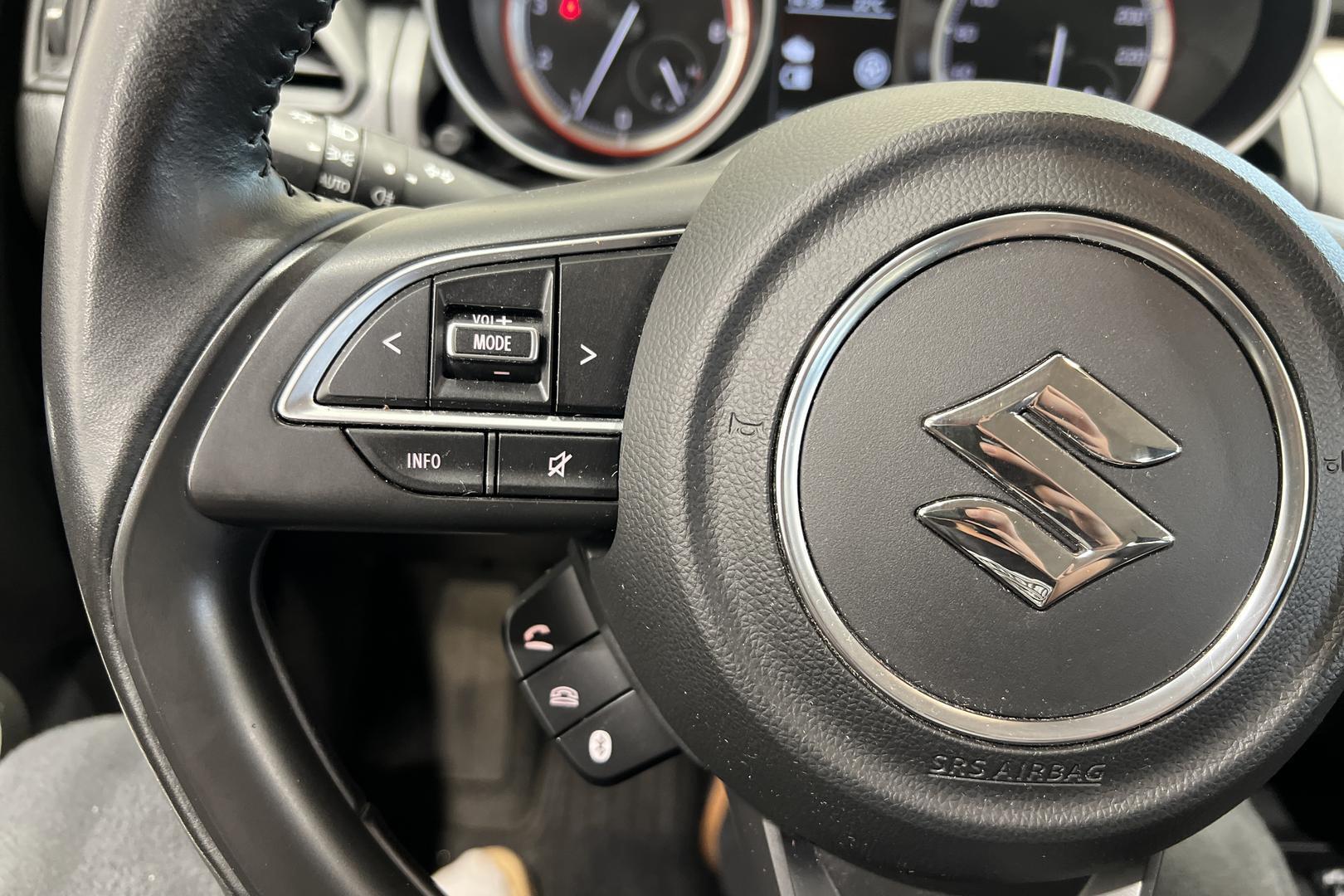 SUZUKI Swift 2021