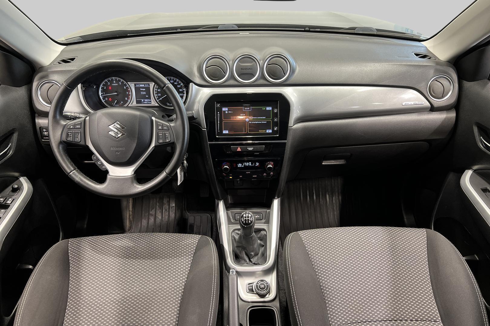 SUZUKI Vitara 2015