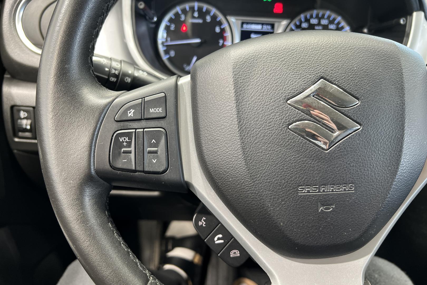 SUZUKI Vitara 2015