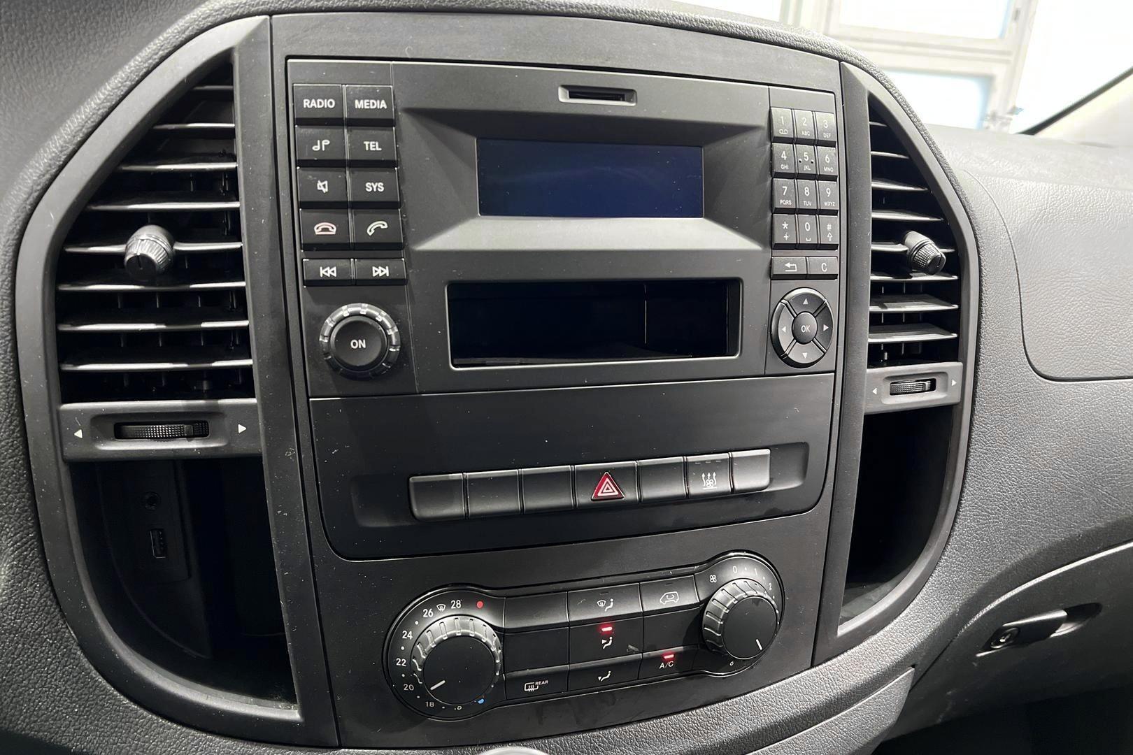 MERCEDES-BENZ Vito 15