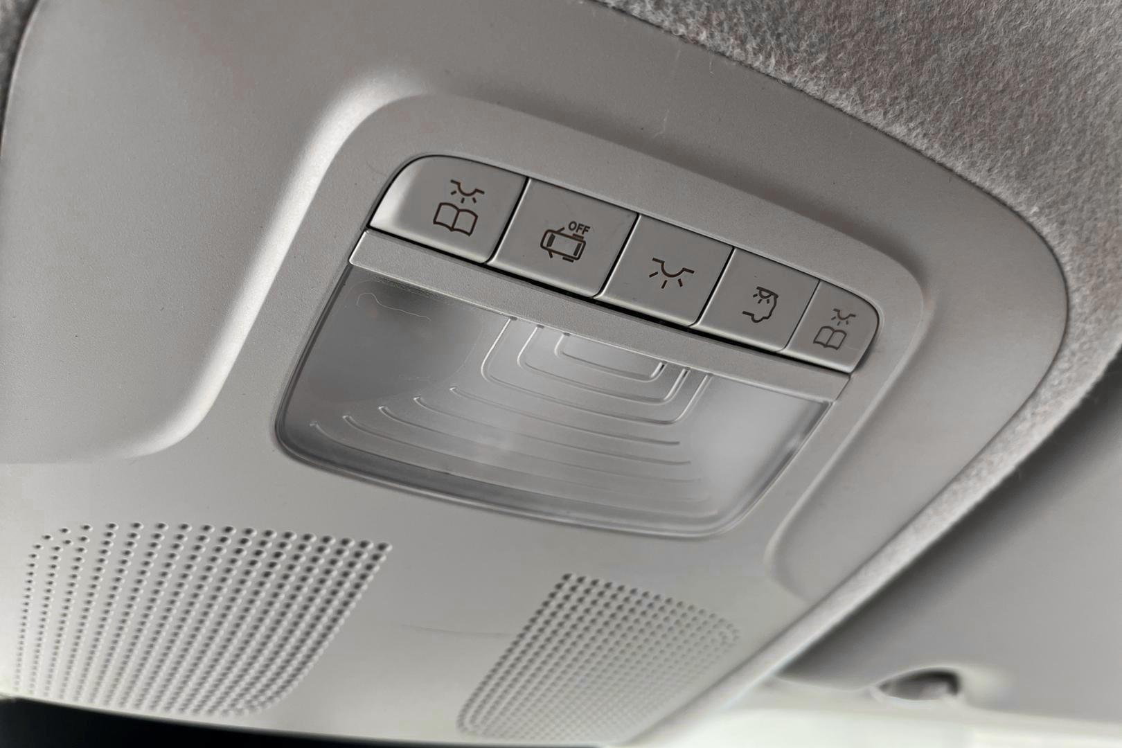 MERCEDES-BENZ Vito 16