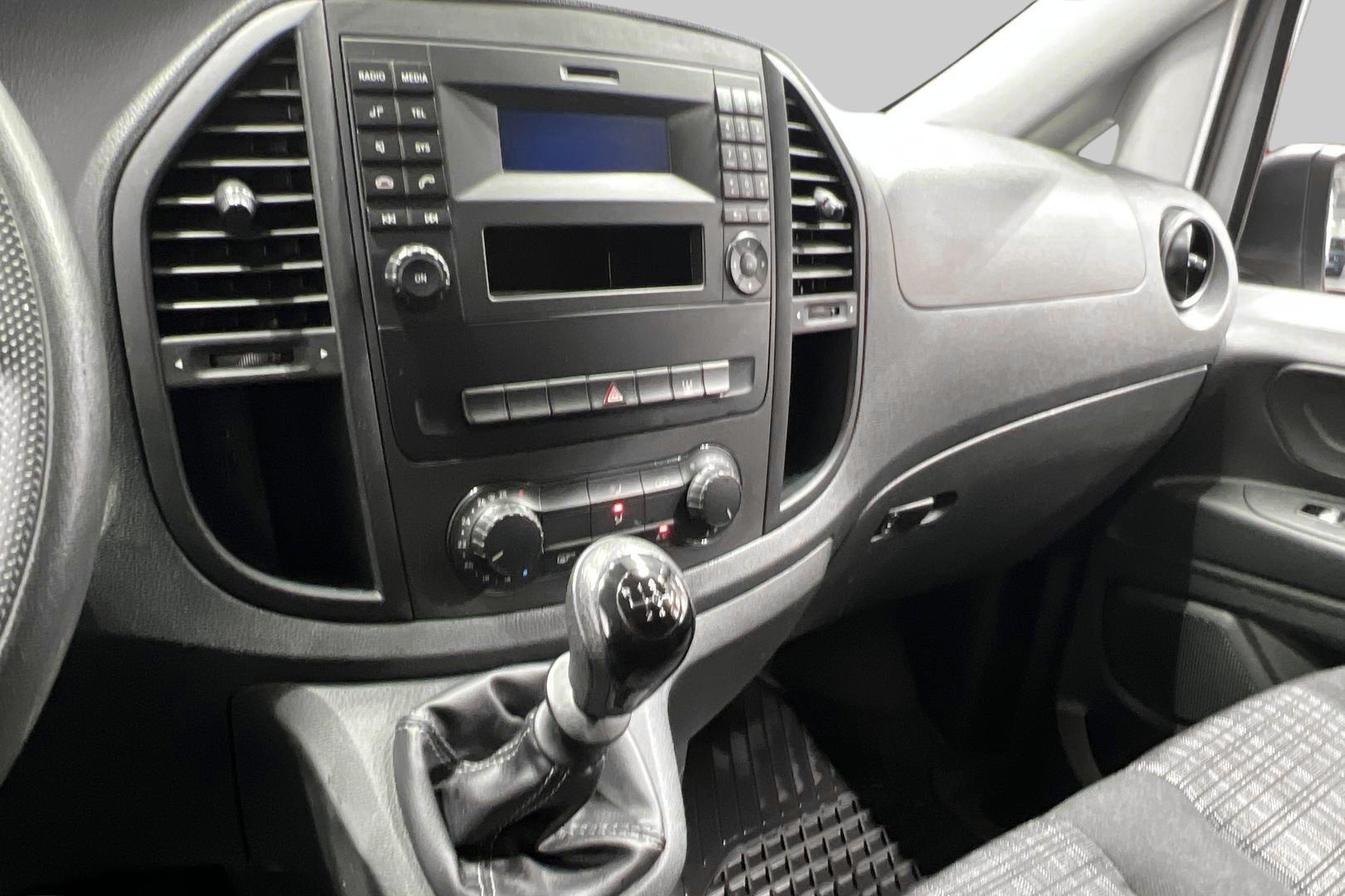 MERCEDES-BENZ Vito 17
