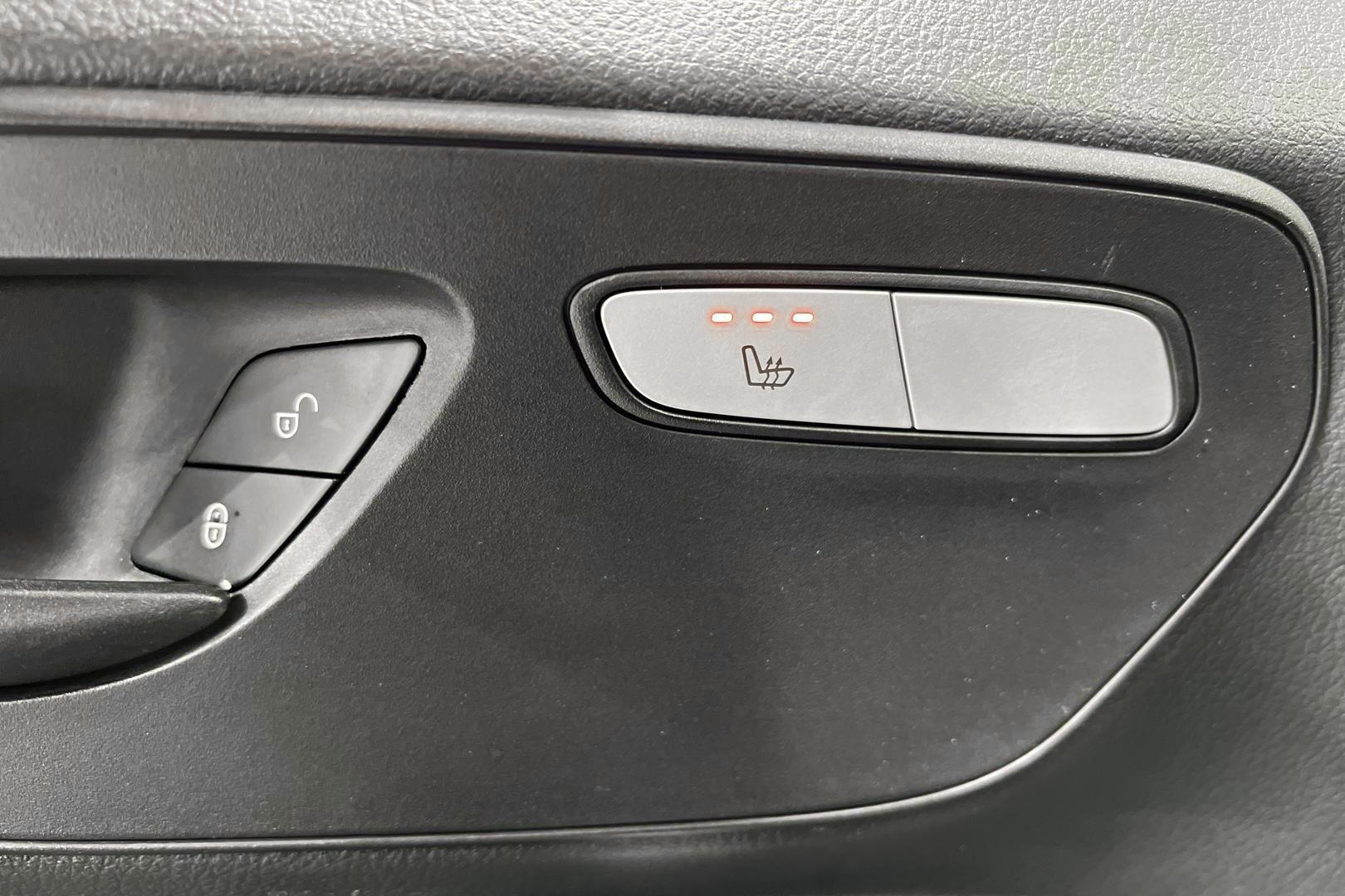 MERCEDES-BENZ Vito 23