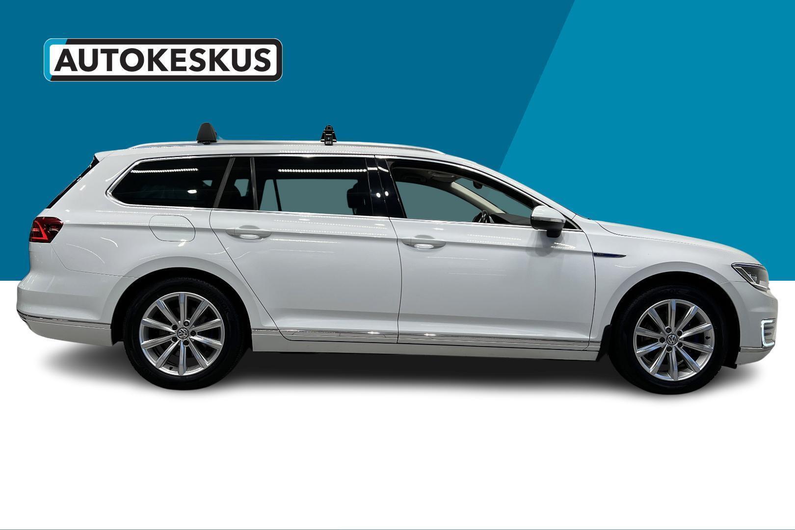 VOLKSWAGEN Passat 2018