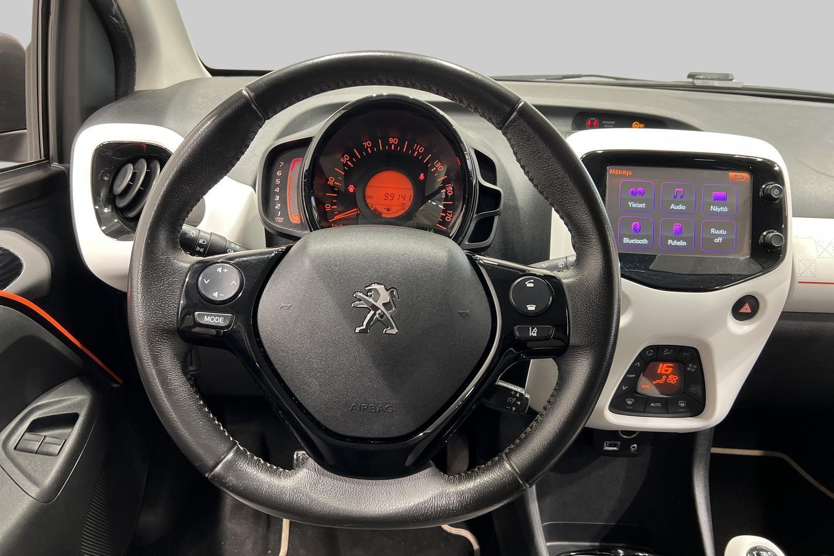 PEUGEOT 108 2016