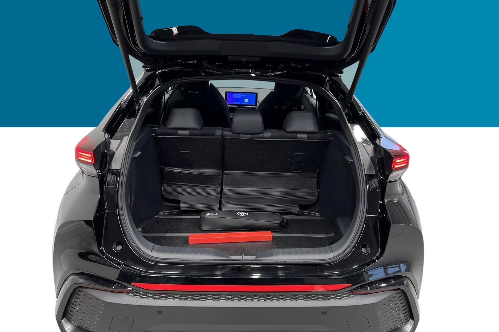TOYOTA C-HR 12