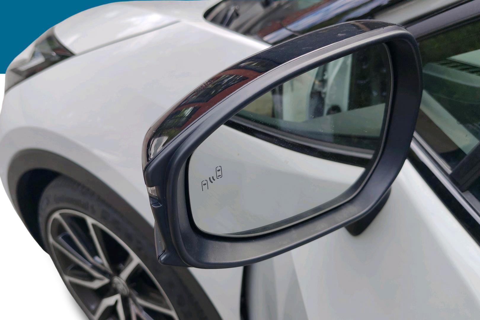TOYOTA C-HR 2024