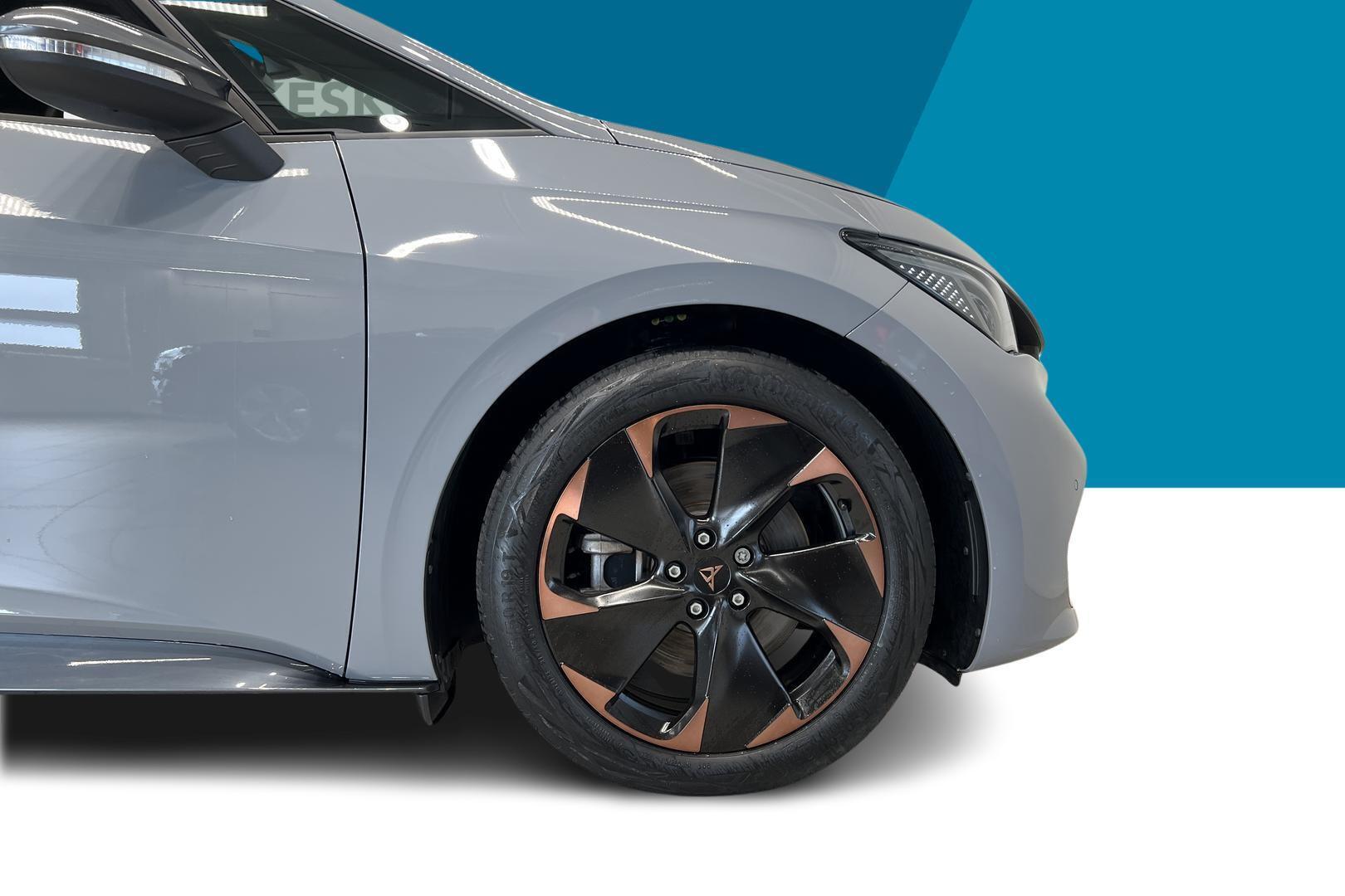 CUPRA BORN 13