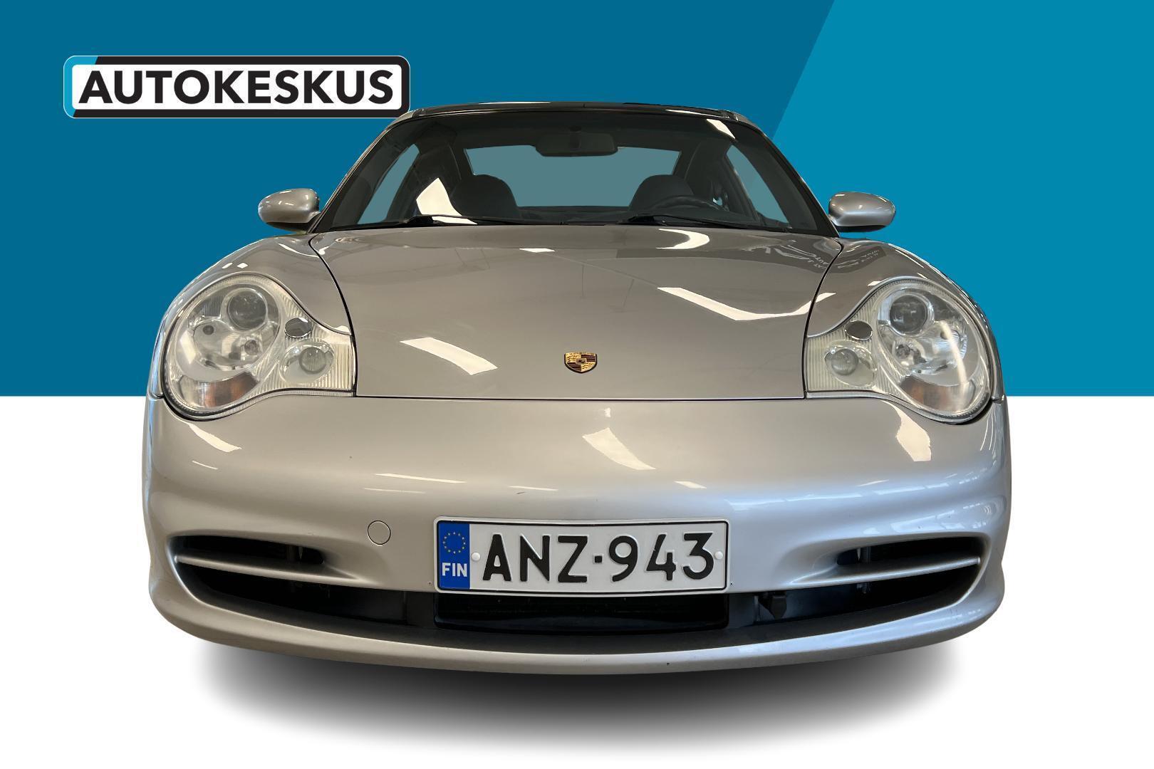 PORSCHE 911 2004