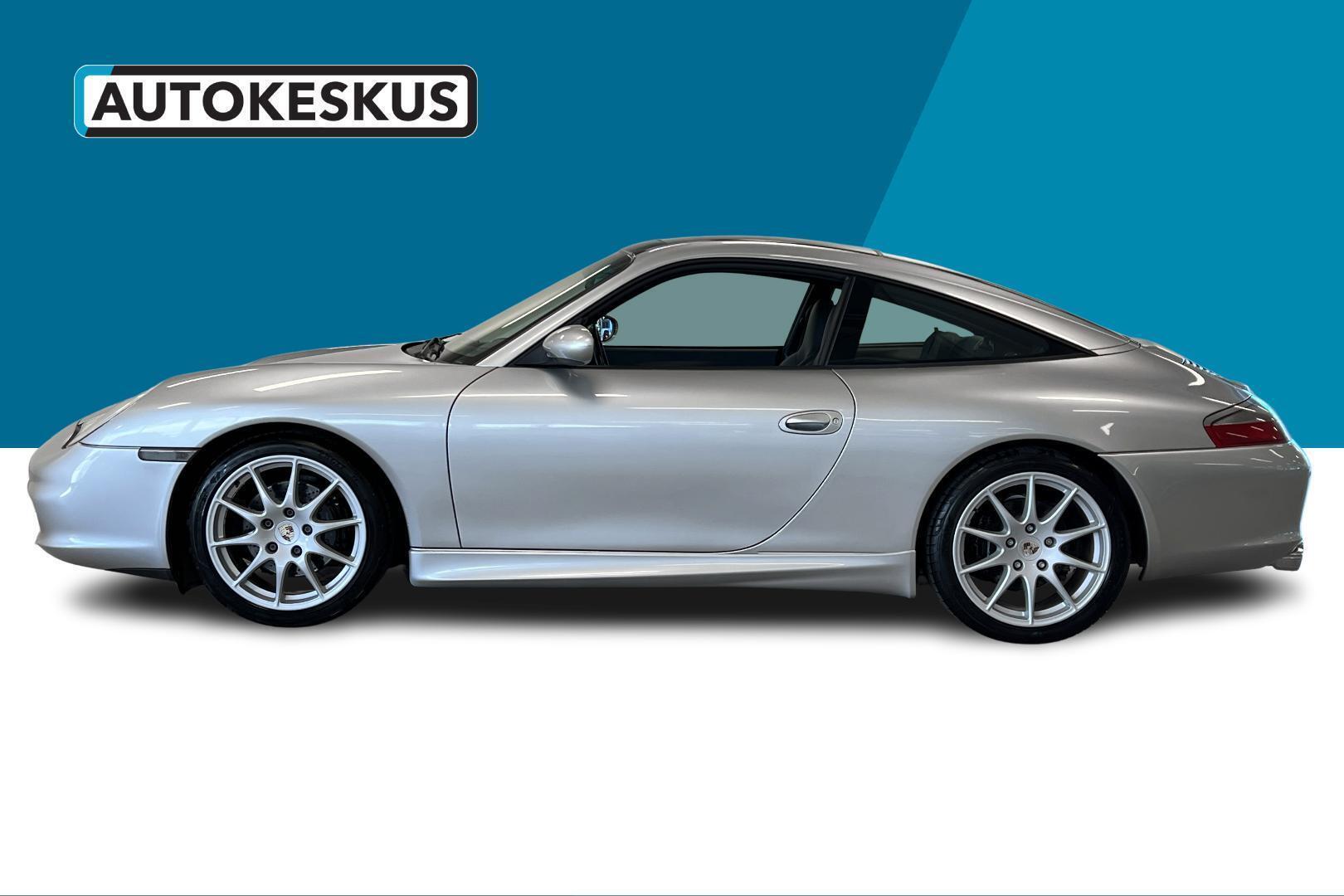 PORSCHE 911 2004