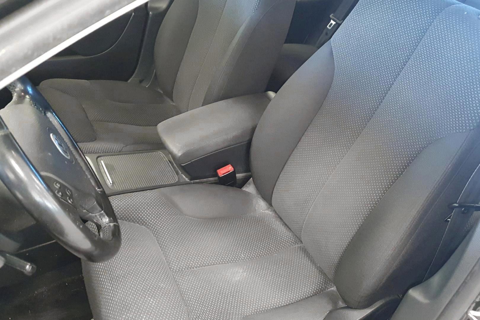 VOLKSWAGEN Passat 2009