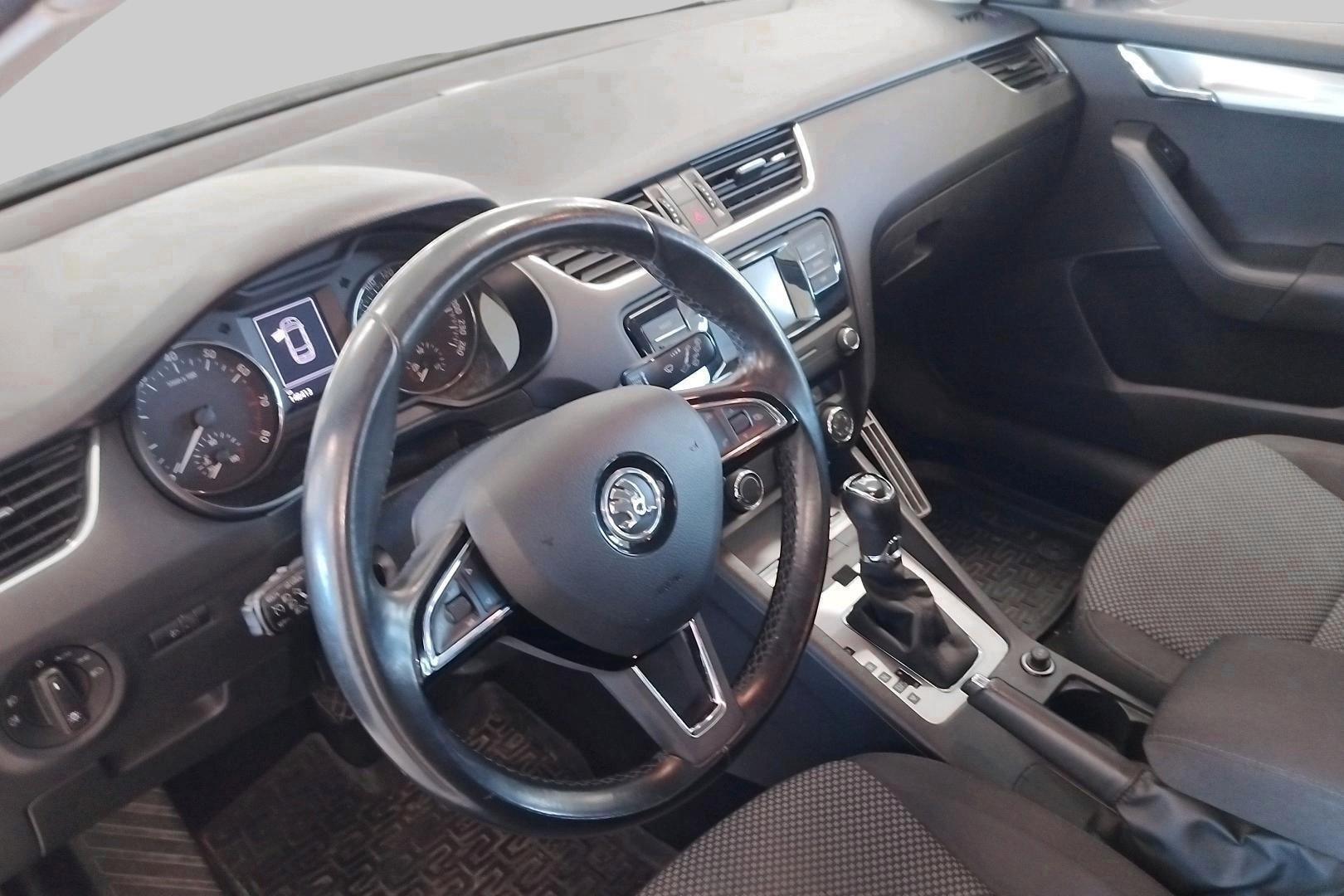 SKODA Octavia 2015