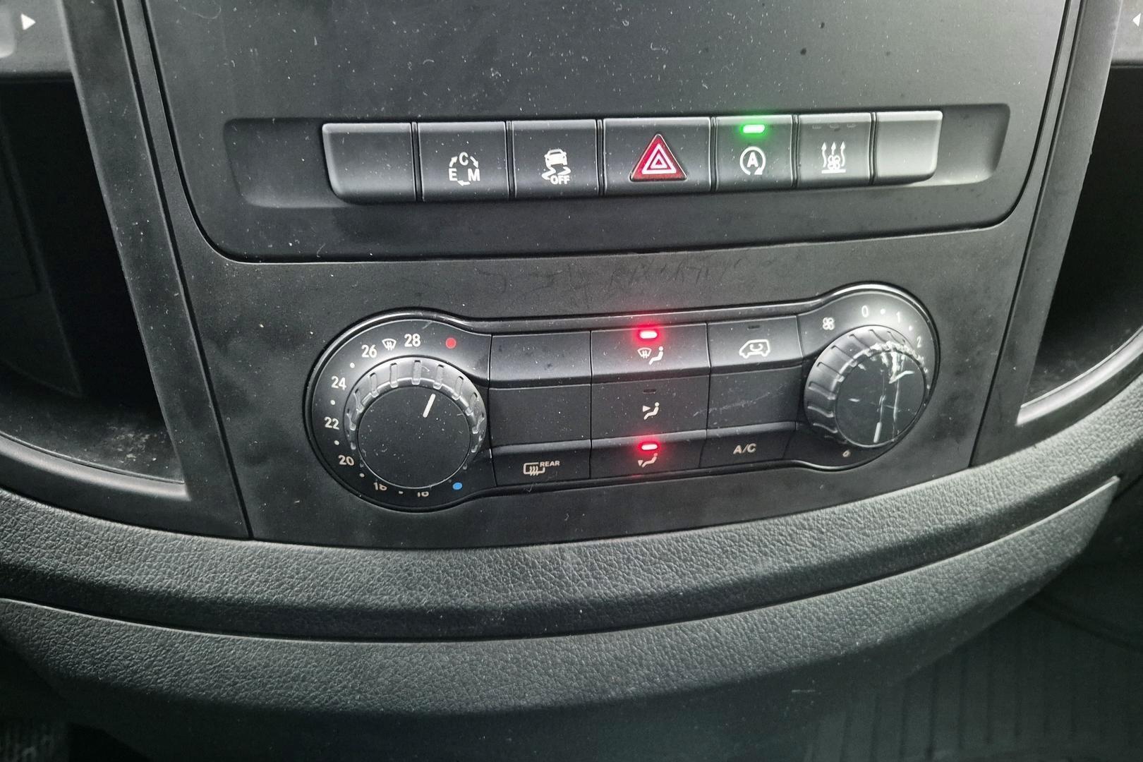 MERCEDES-BENZ Vito 2015