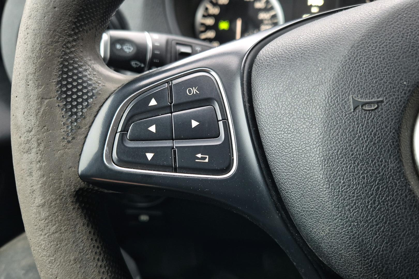 MERCEDES-BENZ Vito 2015