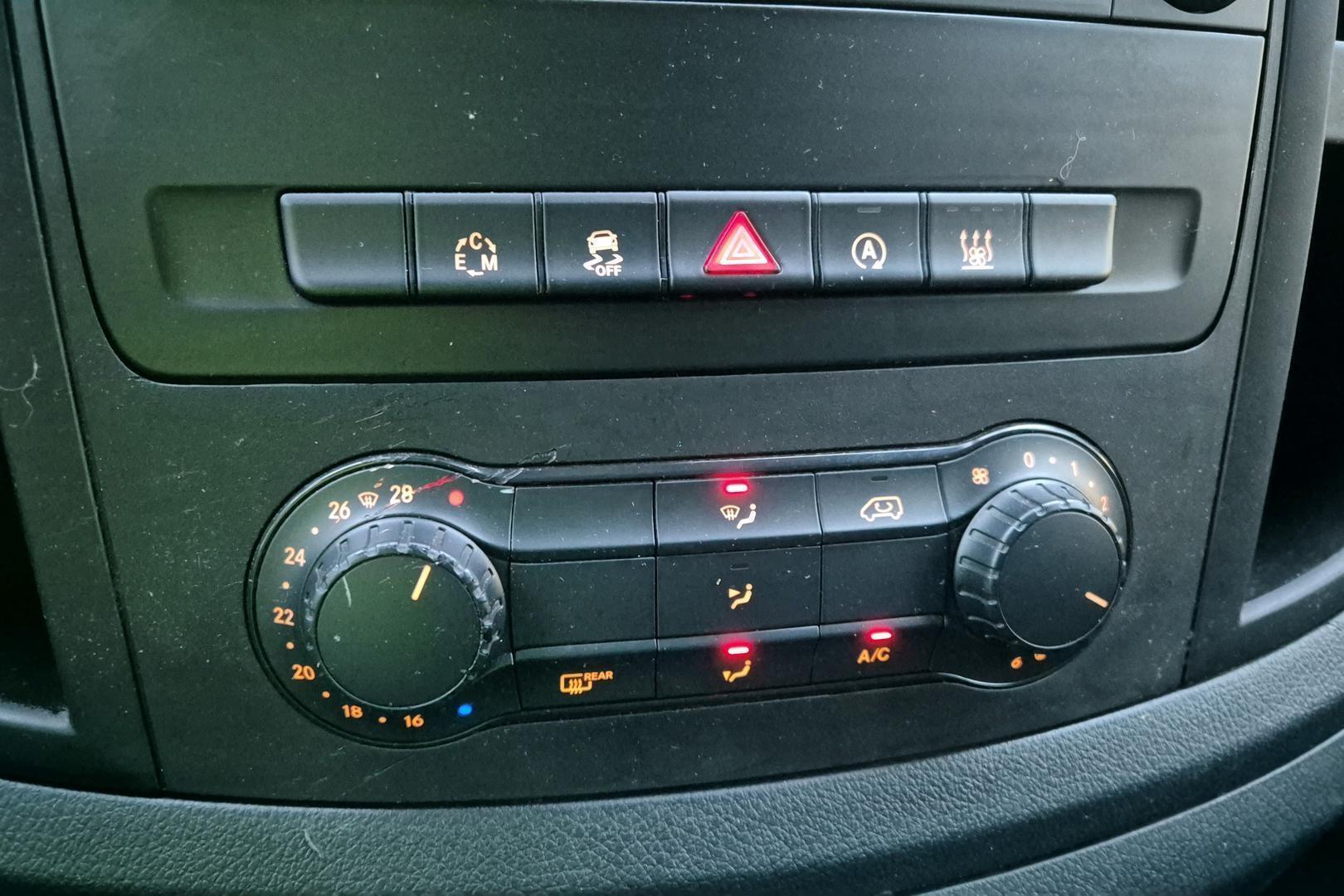 MERCEDES-BENZ Vito 2015