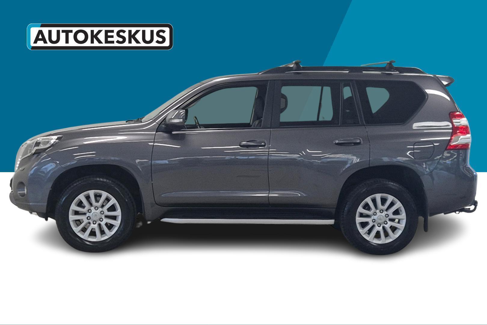 TOYOTA Land Cruiser 8