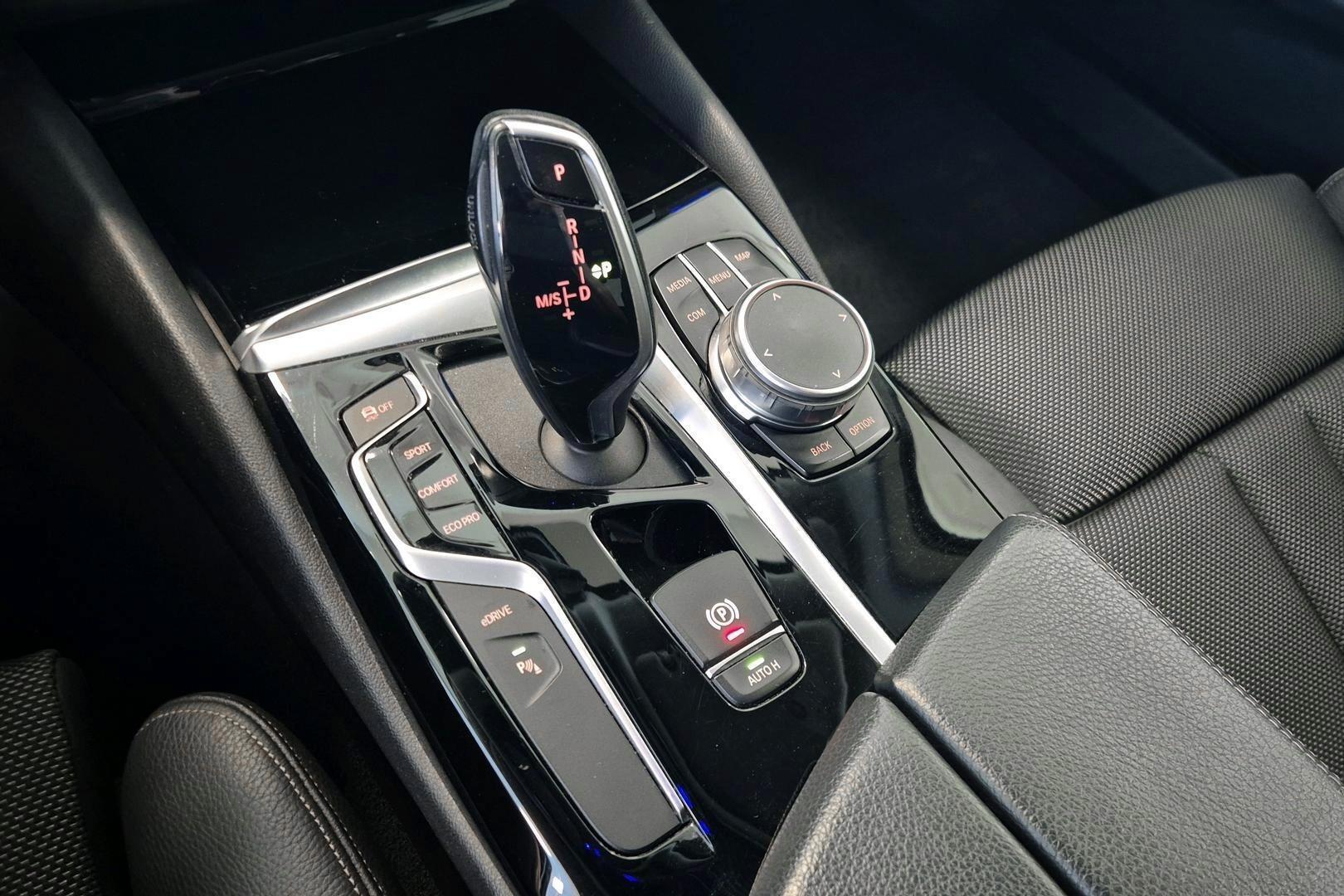 BMW 5-sarja 2021