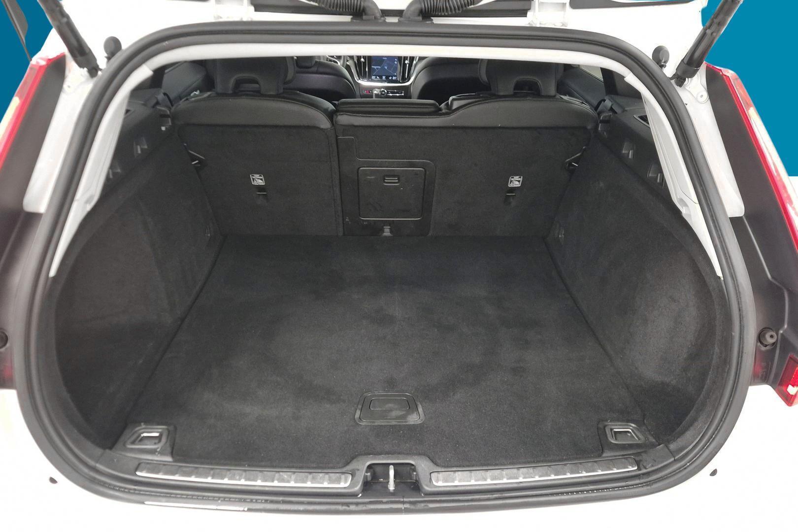 VOLVO V60 2019