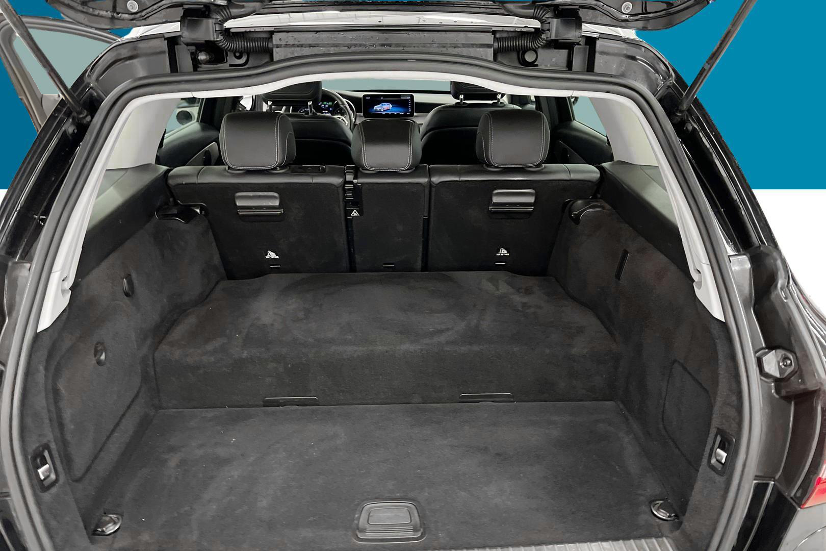 MERCEDES-BENZ C 2020