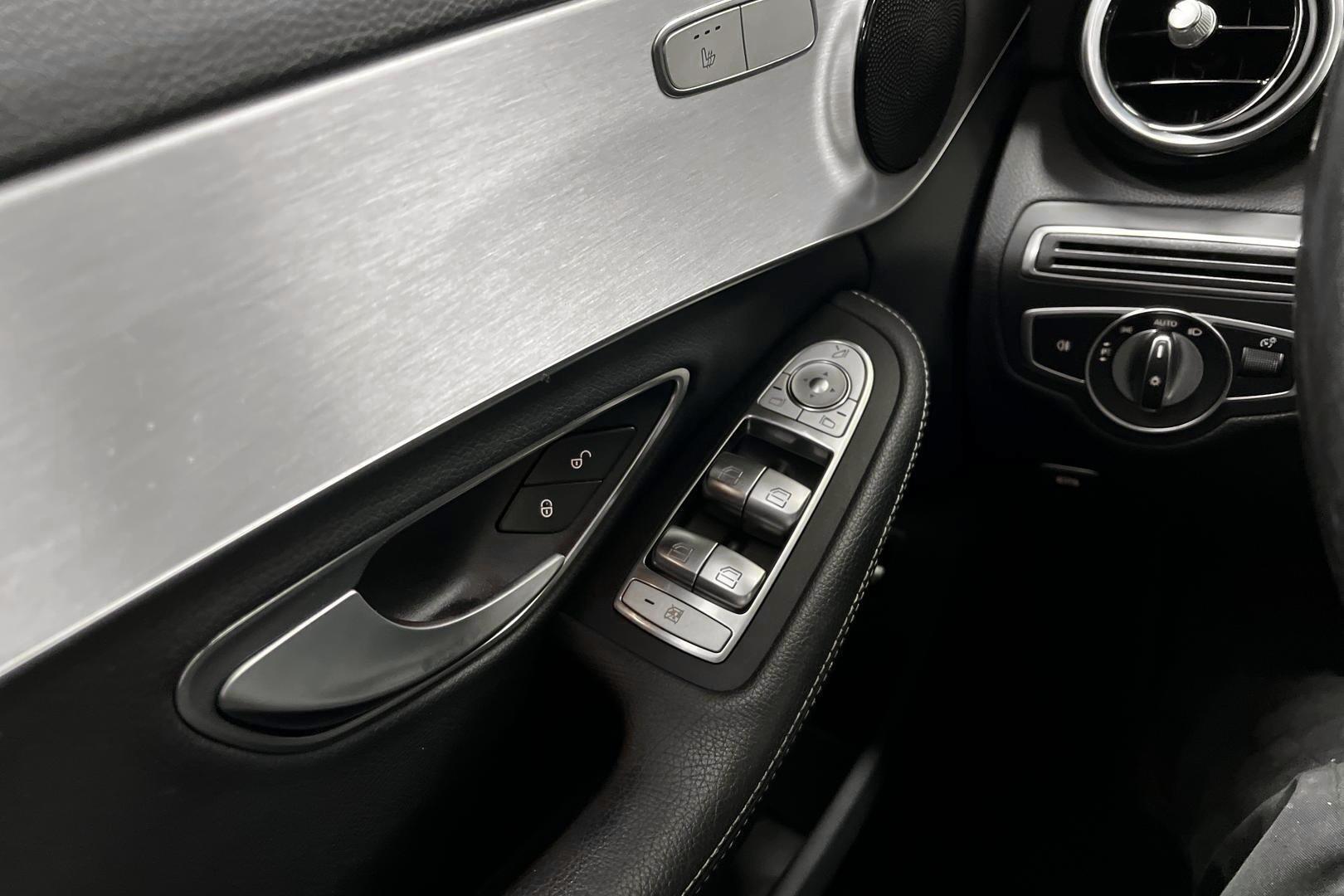 MERCEDES-BENZ C 2020