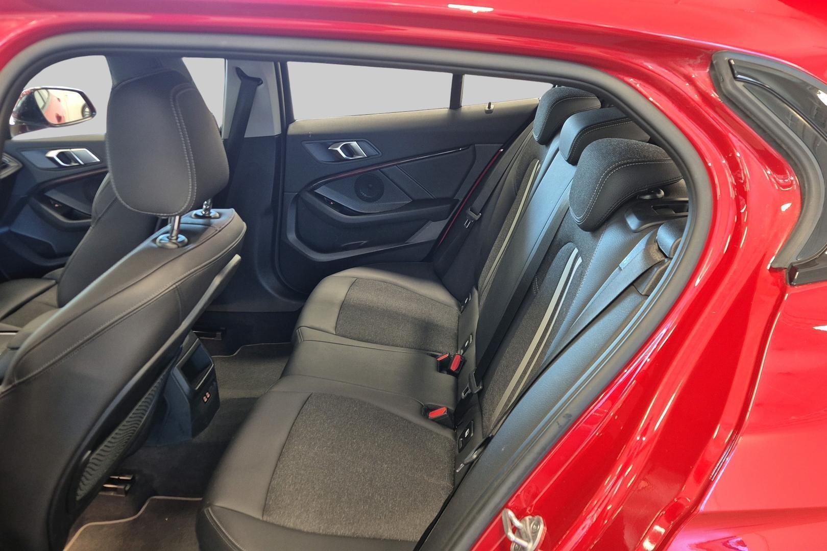 BMW 1-sarja 2021