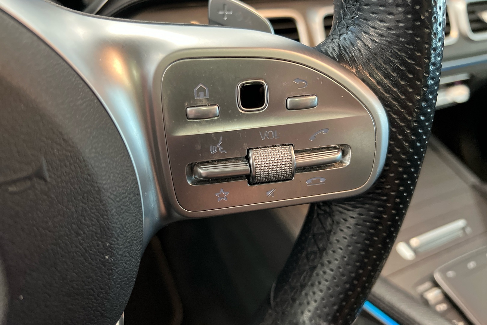 MERCEDES-BENZ GLE 2021